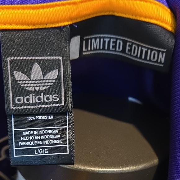 Adidas Limited Edition LA LAKERS 3 Stripe Trefoil Purple and Gold Jacket - Picture 2 of 7